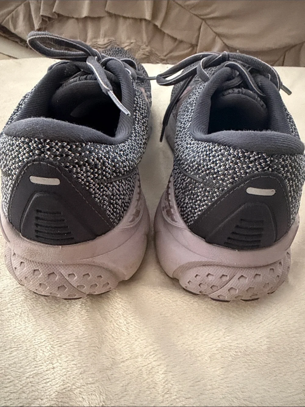Women’s Brooks Adrenaline GTS 21 Gray/Purple-Pink Knit Running Shoes
